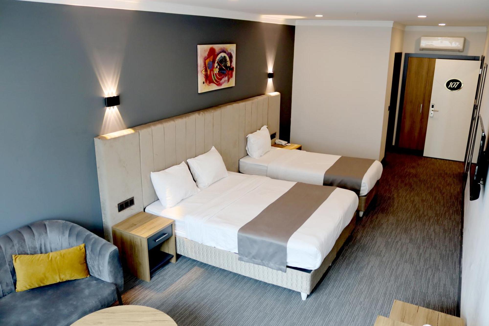 Home Plus Hotel Istanbul Exterior photo