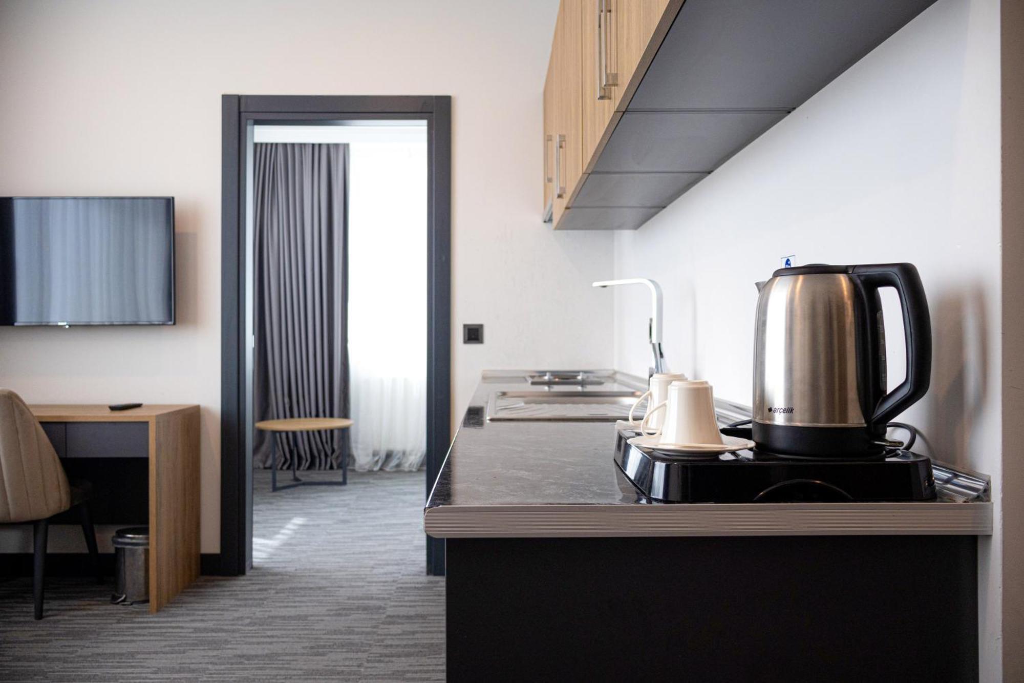 Home Plus Hotel Istanbul Exterior photo